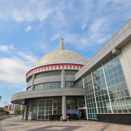 Higher Hotel Bandar Seri Begawan Exterior foto