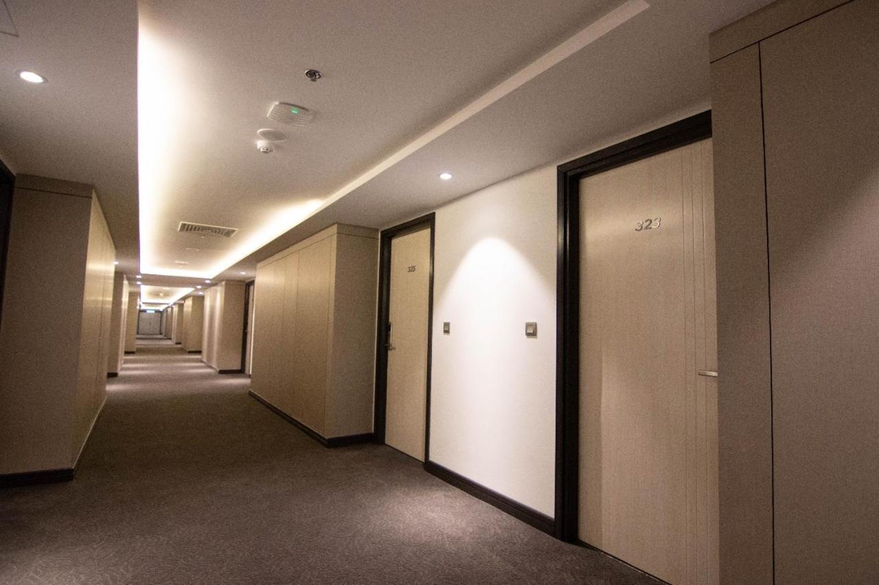 Higher Hotel Bandar Seri Begawan Exterior foto