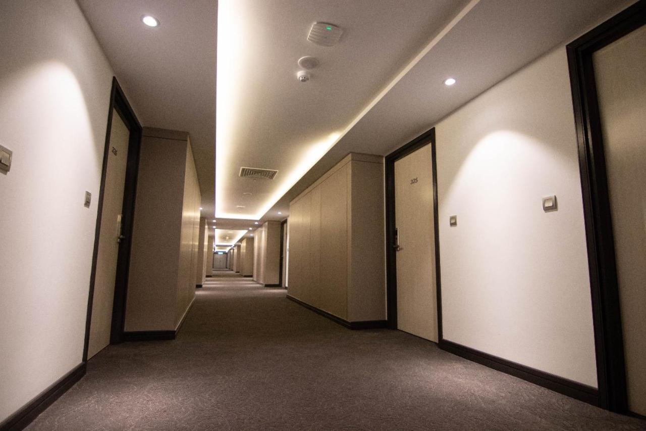 Higher Hotel Bandar Seri Begawan Exterior foto